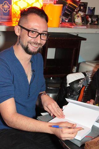insere2 Lancement de "Insère-toi" à Paris + Interview de Frédéric Adam-Foucault
