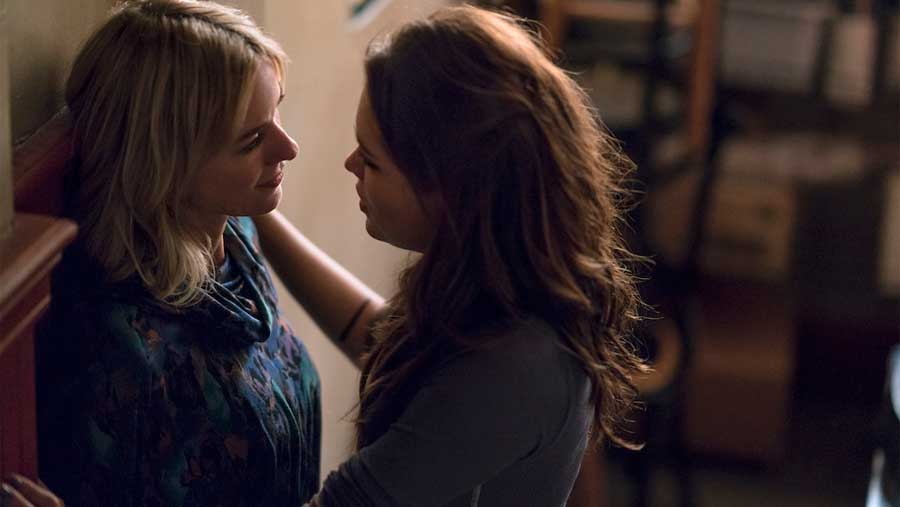 Jai Revu Gypsy La Serie Lesbienne Insensee De Naomi Watts Et Voici Ce Que Jen Pense