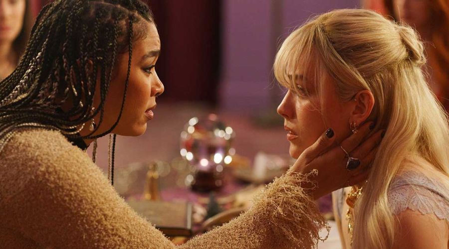Forbidden Fruits 2026 - film saphique d'horreur avec Lili Reinhart et Victoria Pedretti sur Shudder et IFC Films