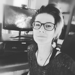 Kyrian Malone, autrice lesbienne et fondatrice de Homoromance Editions