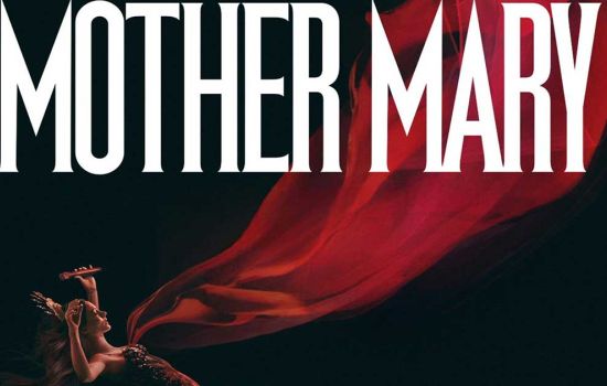 Mother Mary film 2026 Anne Hathaway Michaela Coel thriller saphique A24 psychosexual pop melodrama