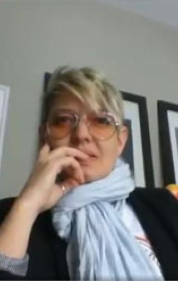 Regardez le replay du Facebook Live de Eglantine Bau