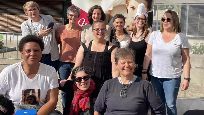 Récapitulatif et photos du Petit Salon du livre lesbien de Niort - 2023